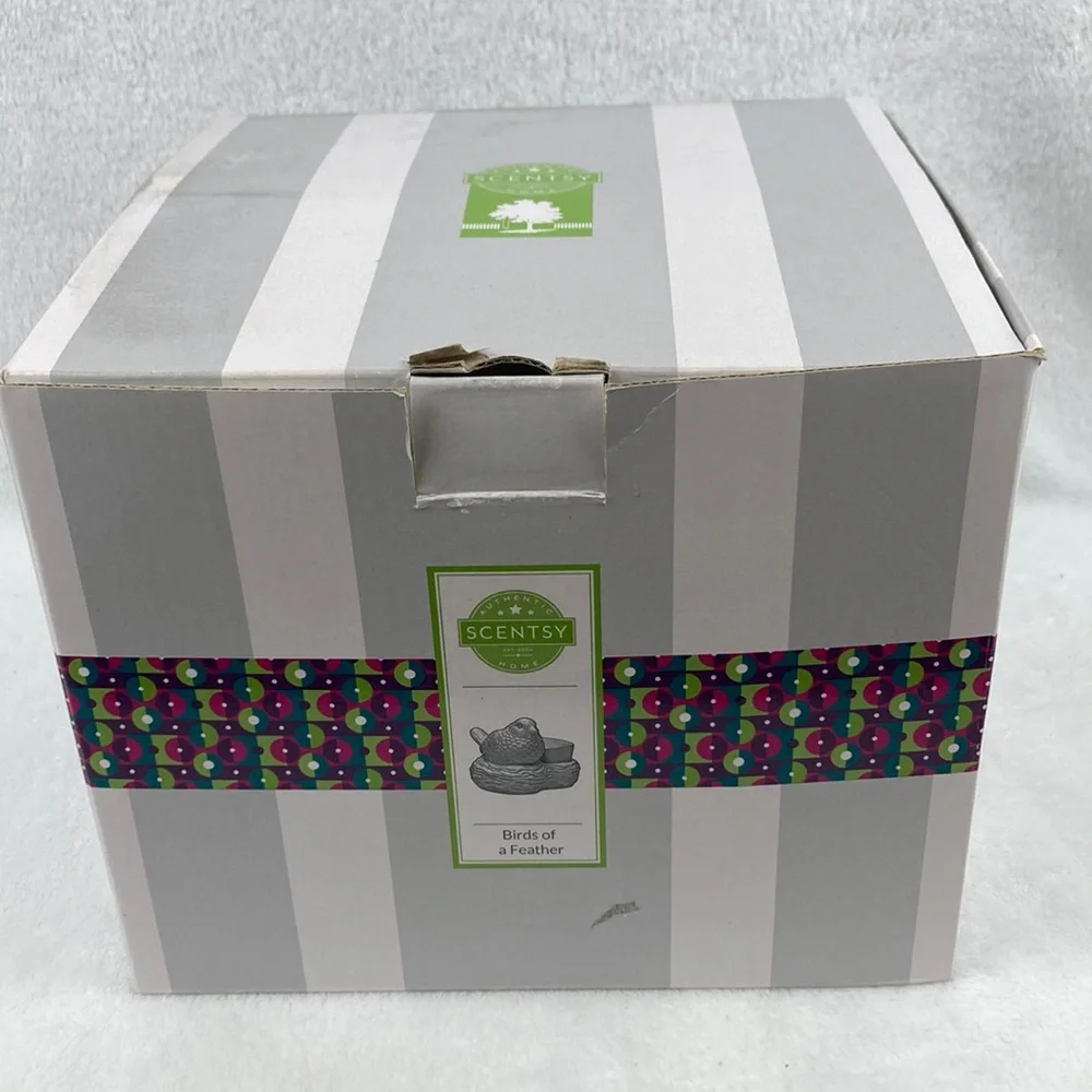 Scentsy Birds of a Feather Full Size Wax Warmer New